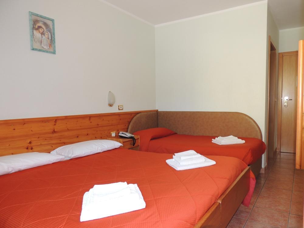 Albergo Eden Passo del Tonale Exteriör bild